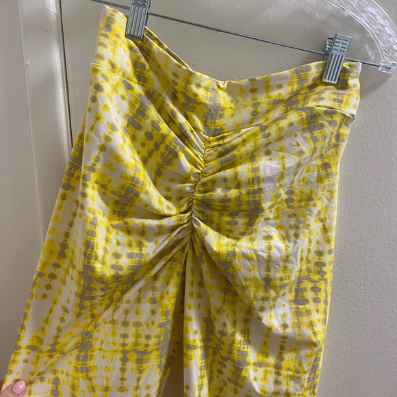 LiCi Fit V-Cut Scrunch Leggings - size Small - Picture 7 of 8